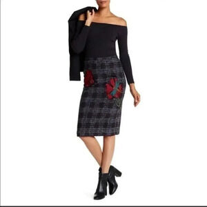 Philosophy Floral embroidery pencil skirt